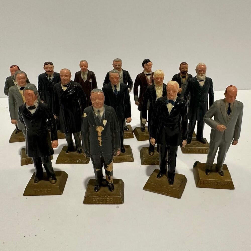 Vintage 1960s Louis Marx & Co. US President Figurines 15 total lot